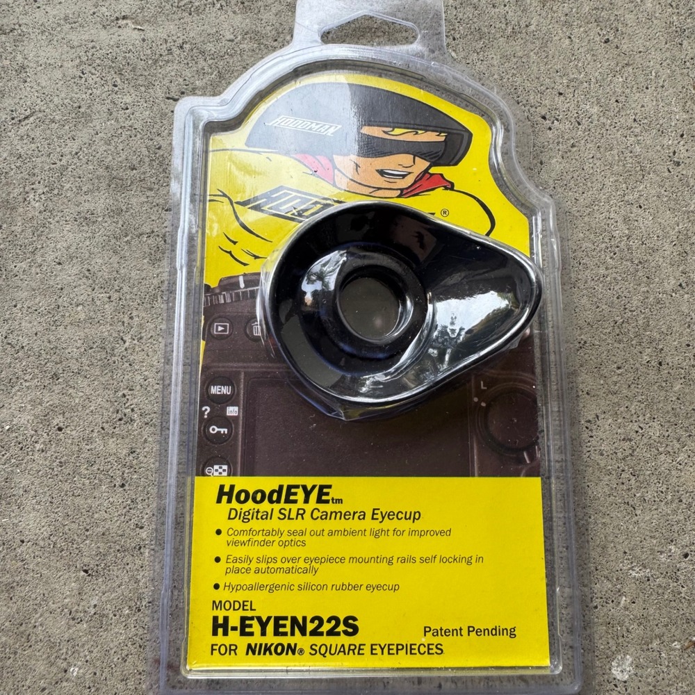 Hoodman HoodEYE H-EYEN22S Digital SLR Camera Eyecup for Nikon Square Eyepieces